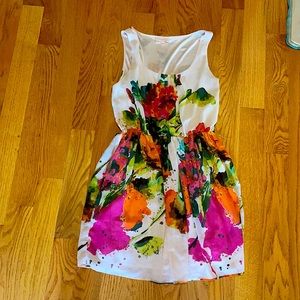 Mini dress with Floral Pattern